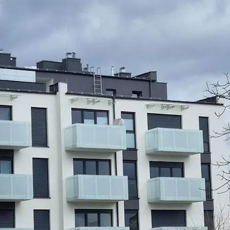 Апартаменти Wylom 8 Познань