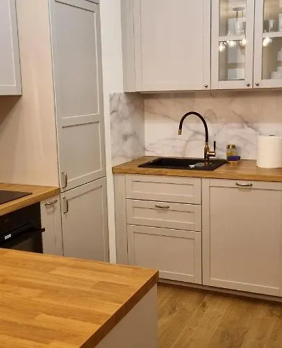 Wylom 8 Апартаменти